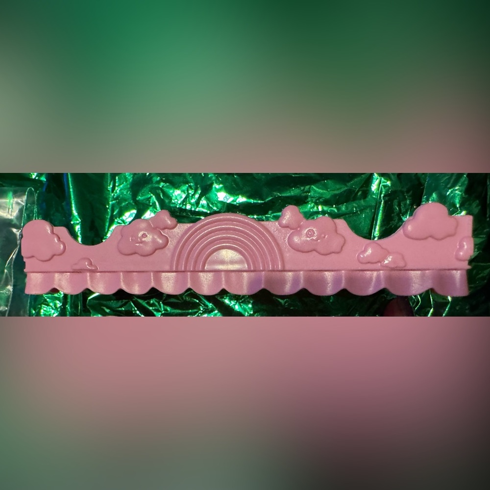 Barbie Chelsea trundle bed
Barbie replacement pieces